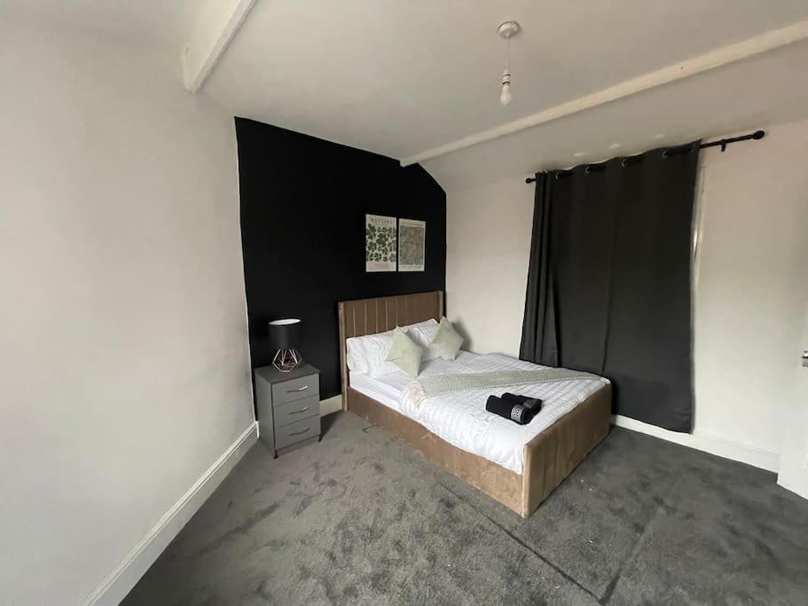 30 Percent Off Weekly Stays - 6 Bedroom House - 11 Beds Blackpool Luaran gambar